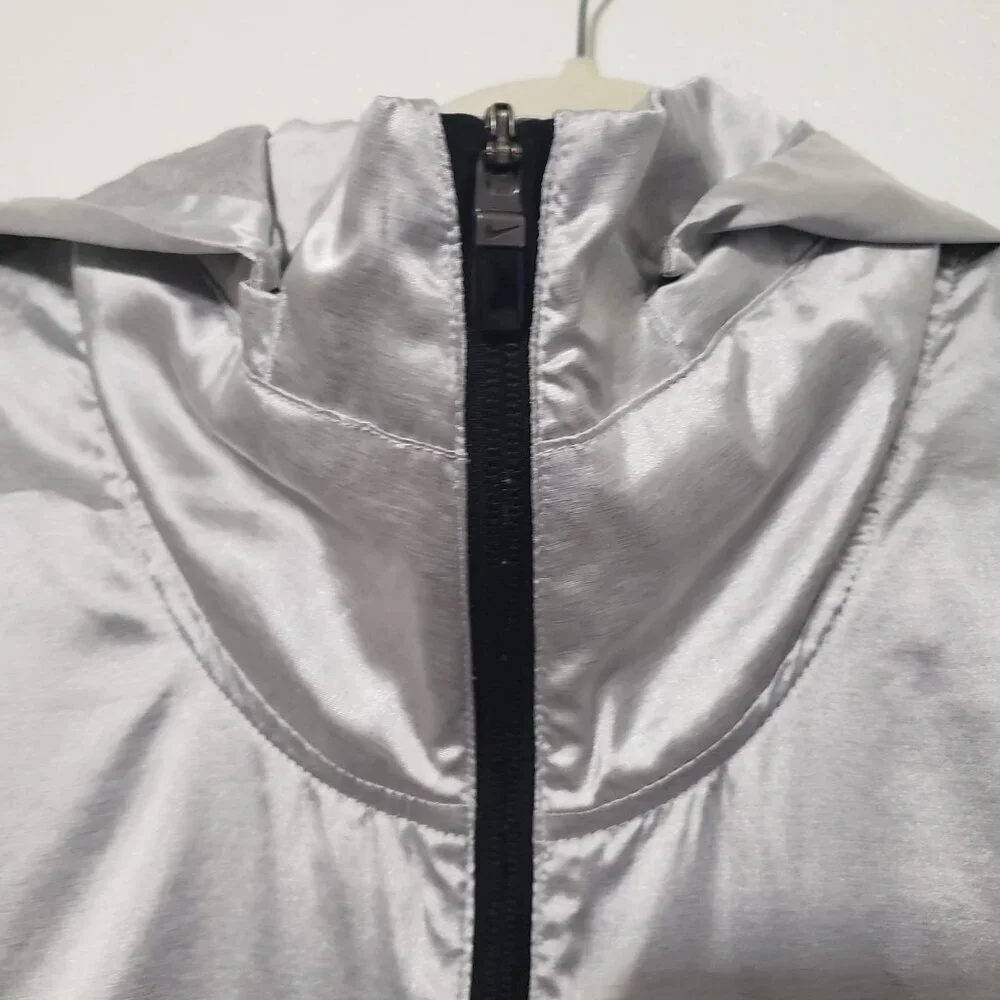 Nike Tech Pack Running Jacket - Picture 8 of 16